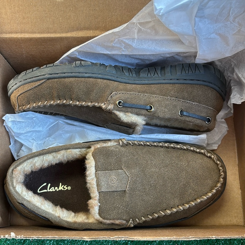 NWT Clark’s New in Box Men’s Moccasin Shoes
